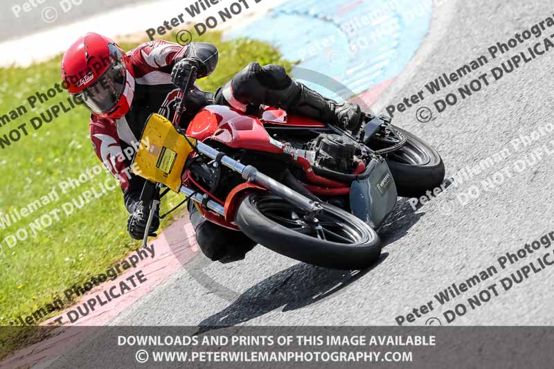 enduro digital images;event digital images;eventdigitalimages;mallory park;mallory park photographs;mallory park trackday;mallory park trackday photographs;no limits trackdays;peter wileman photography;racing digital images;trackday digital images;trackday photos